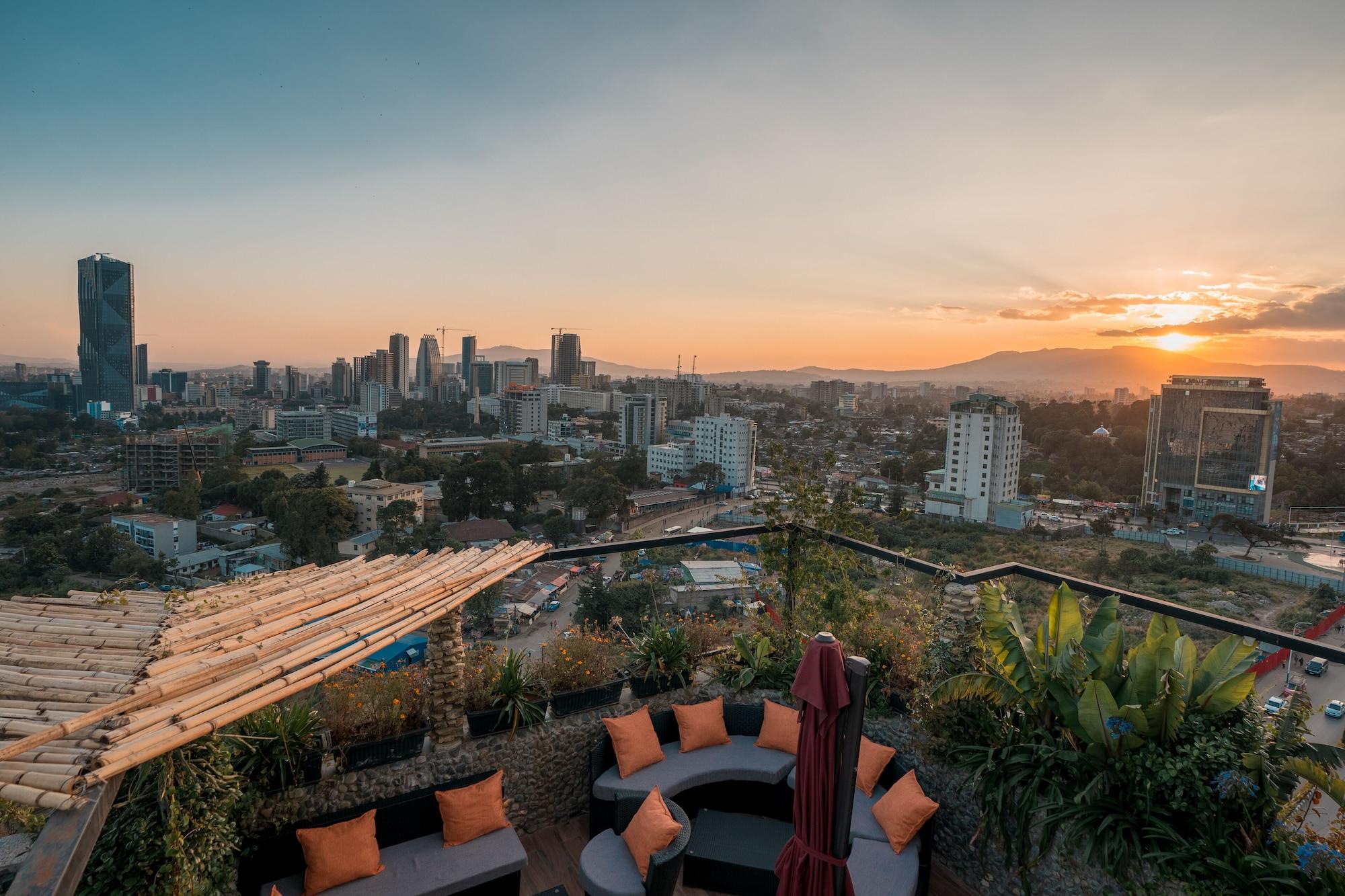 Monarch Hotel Addis Abeba Zewnętrze zdjęcie