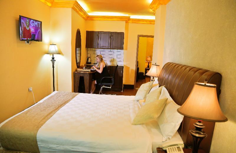 Monarch Hotel Addis Abeba Zewnętrze zdjęcie